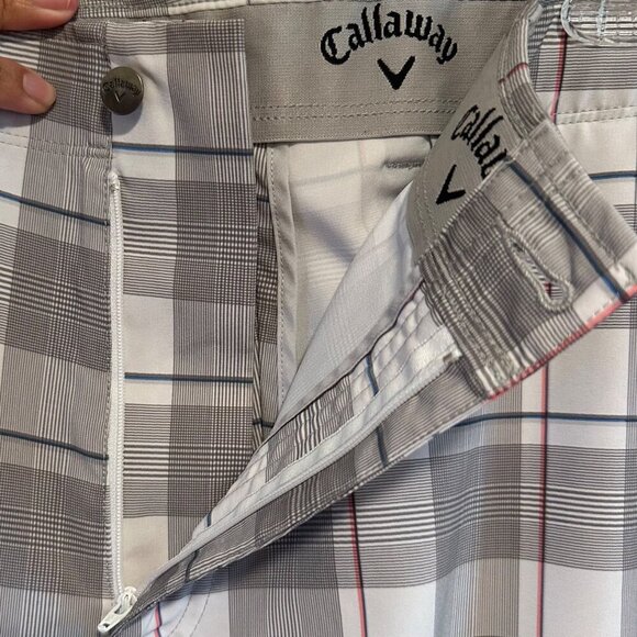 Callaway Men's White/Gray Plaid Shorts Size 38 - Picture 5 of 8